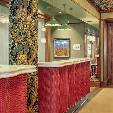 Hotel La Fantaisie Paris