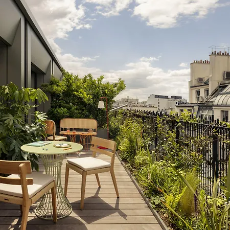 Hotel La Fantaisie Paris