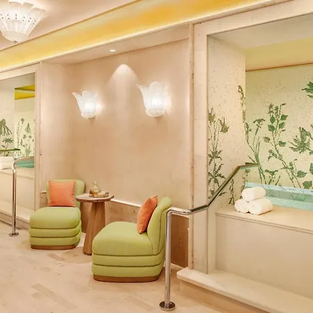 Hotel La Fantaisie Parigi